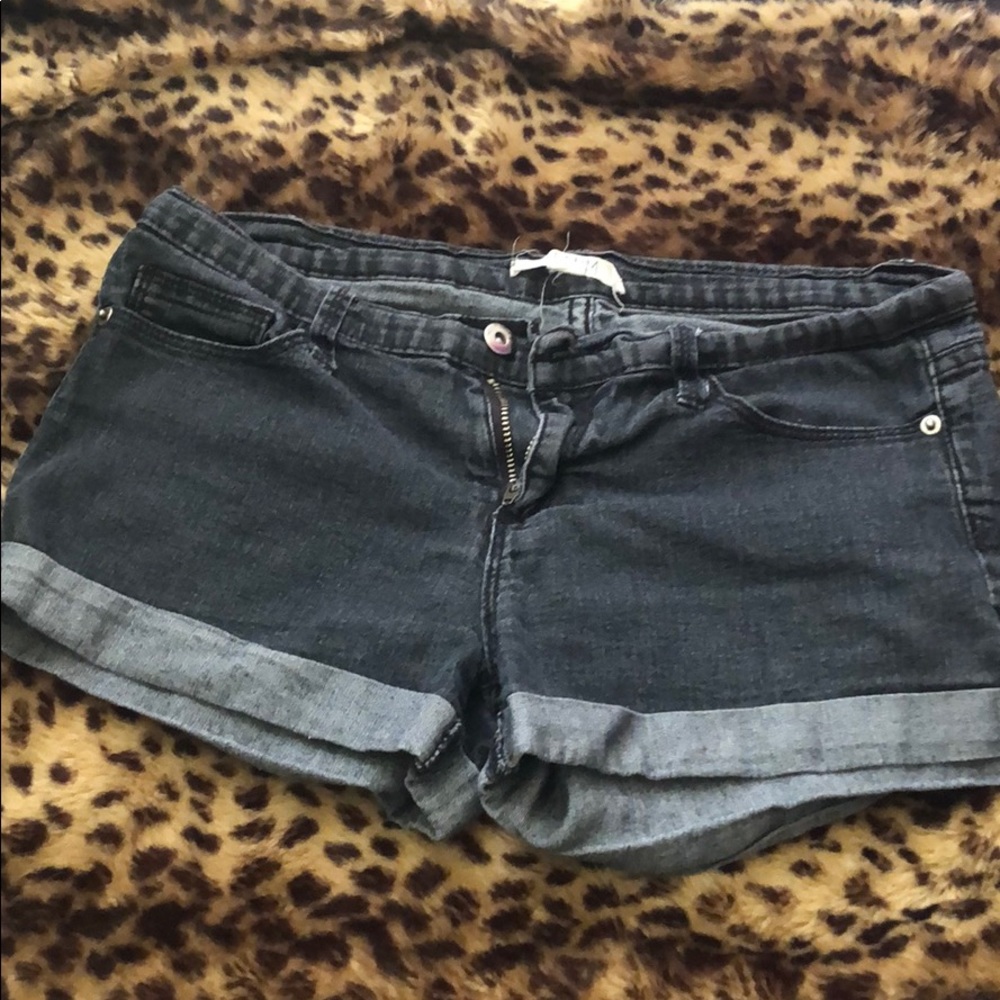 F21 shorts